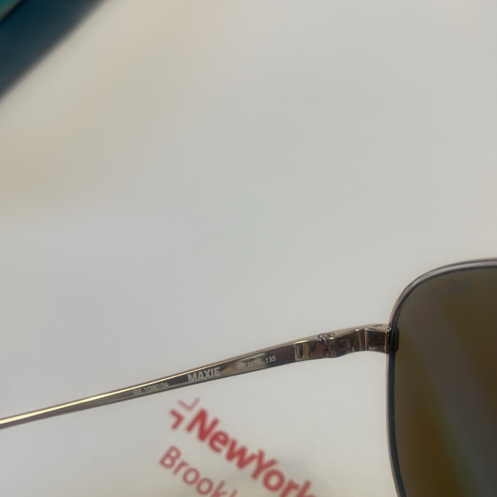 Brand new revo maxie sunglasses - Picture 8 of 9